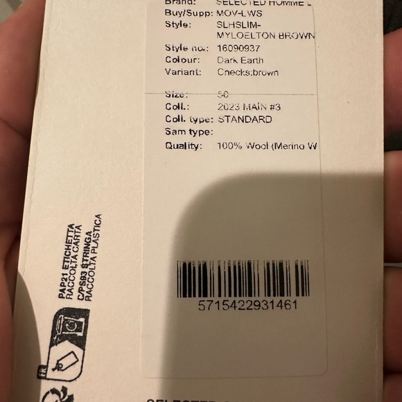 BRAND NEW SUIT WITH TAGS - Picture 4 of 5